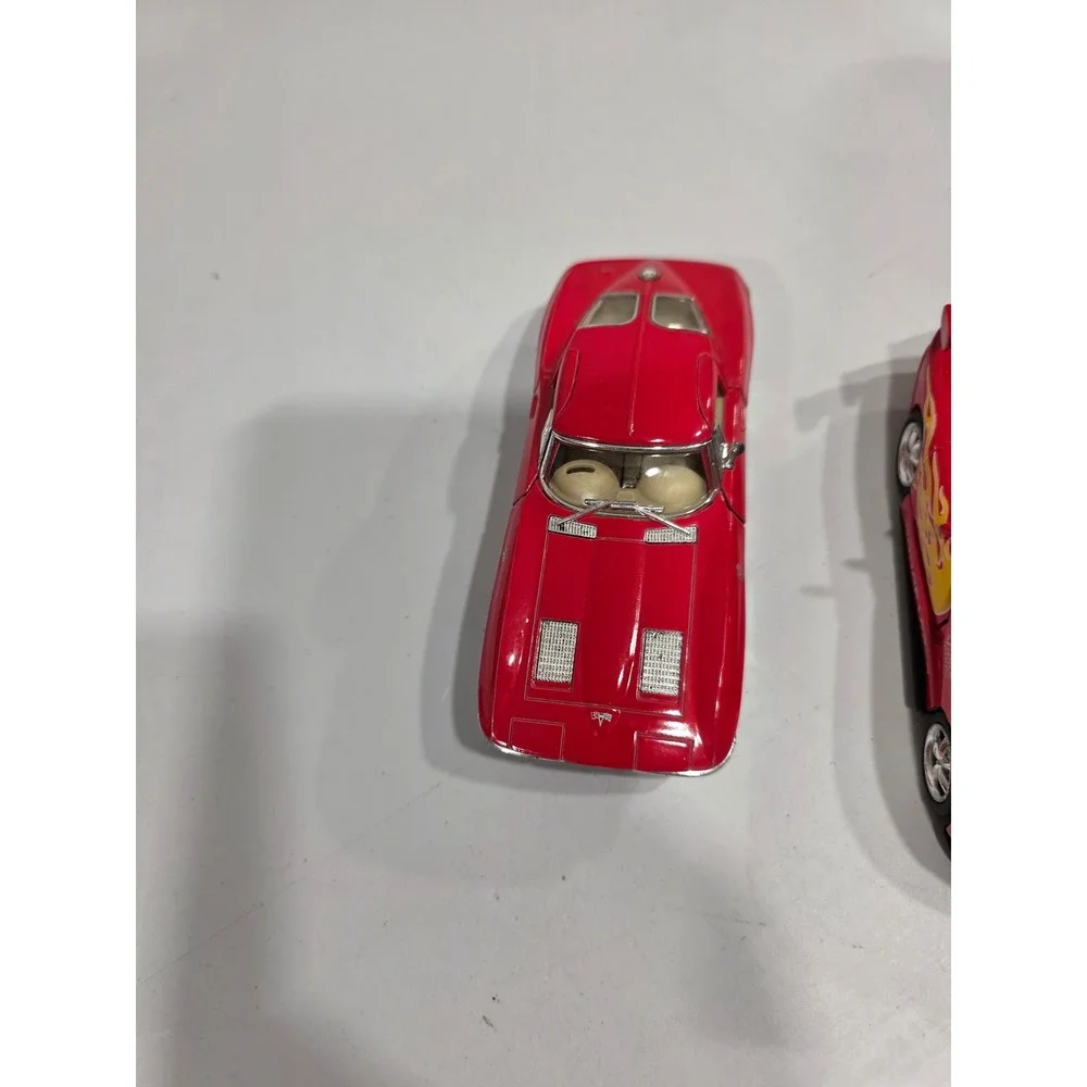 Set of 2 Kinsmart Red Diecast Toy Cars 1963 Corvette Stingray Dodge Viper 03, 5